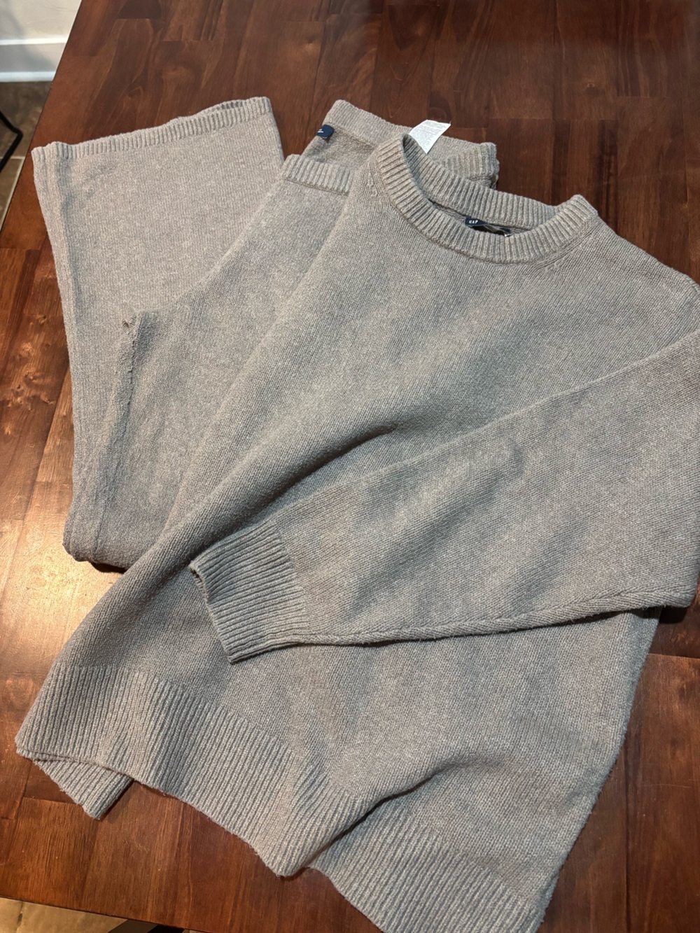 GAP cashsoft Crewneck Sweater and pant set in Light Gray